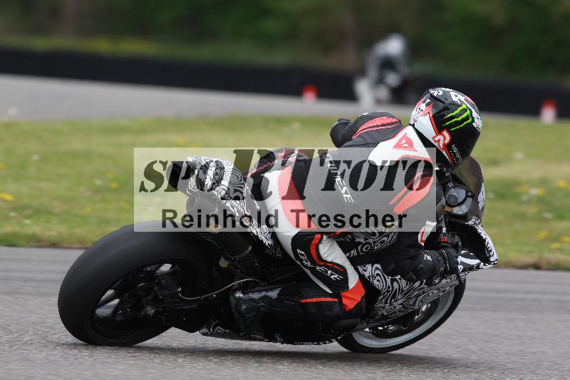 Archiv-2022/13 25.04.2022 Plüss Moto Sport ADR/Freies Fahren/89